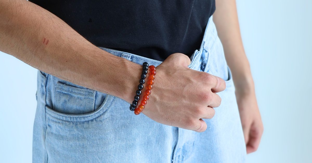 who should not wear carnelian stone