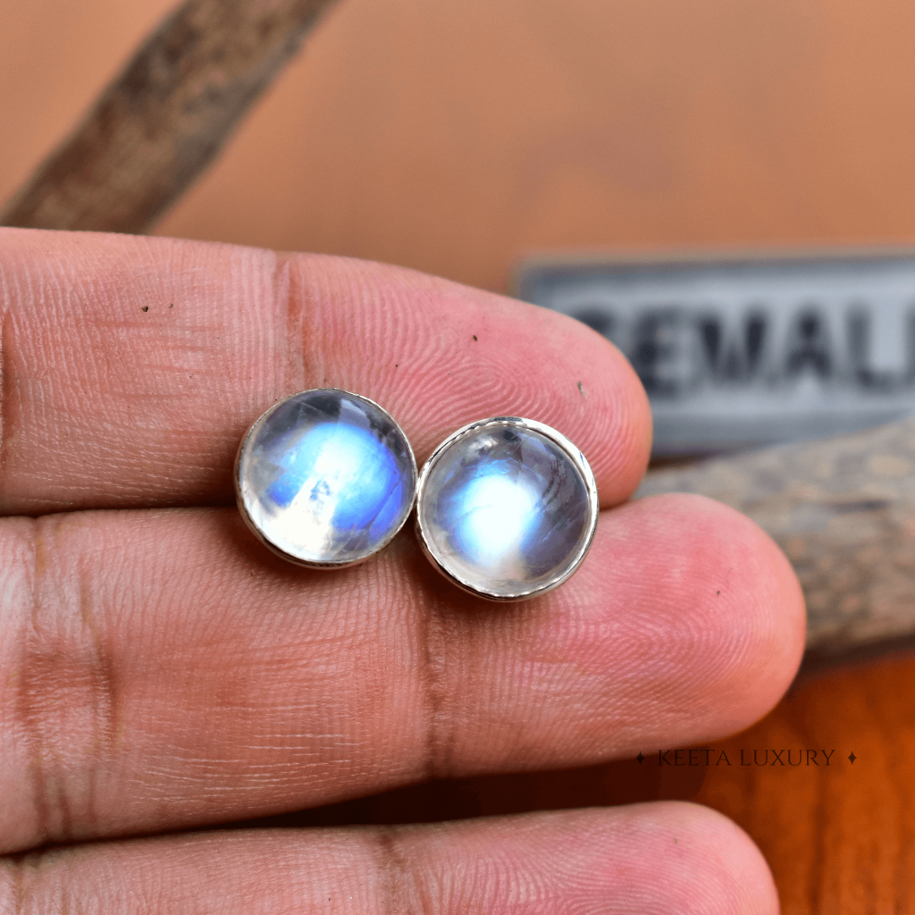 Basic - Moonstone Studs -