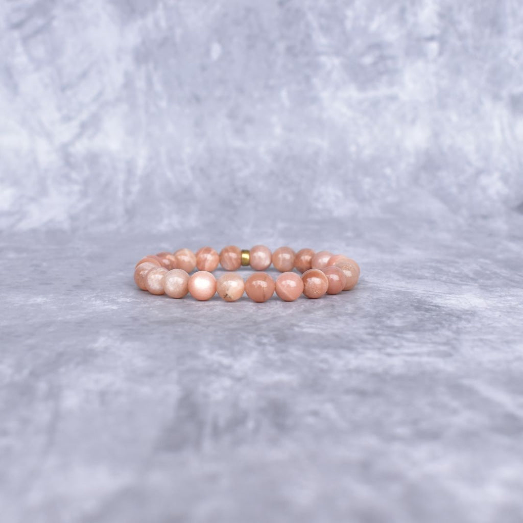 Basic - Peach Moonstone Bracelet Bracelets