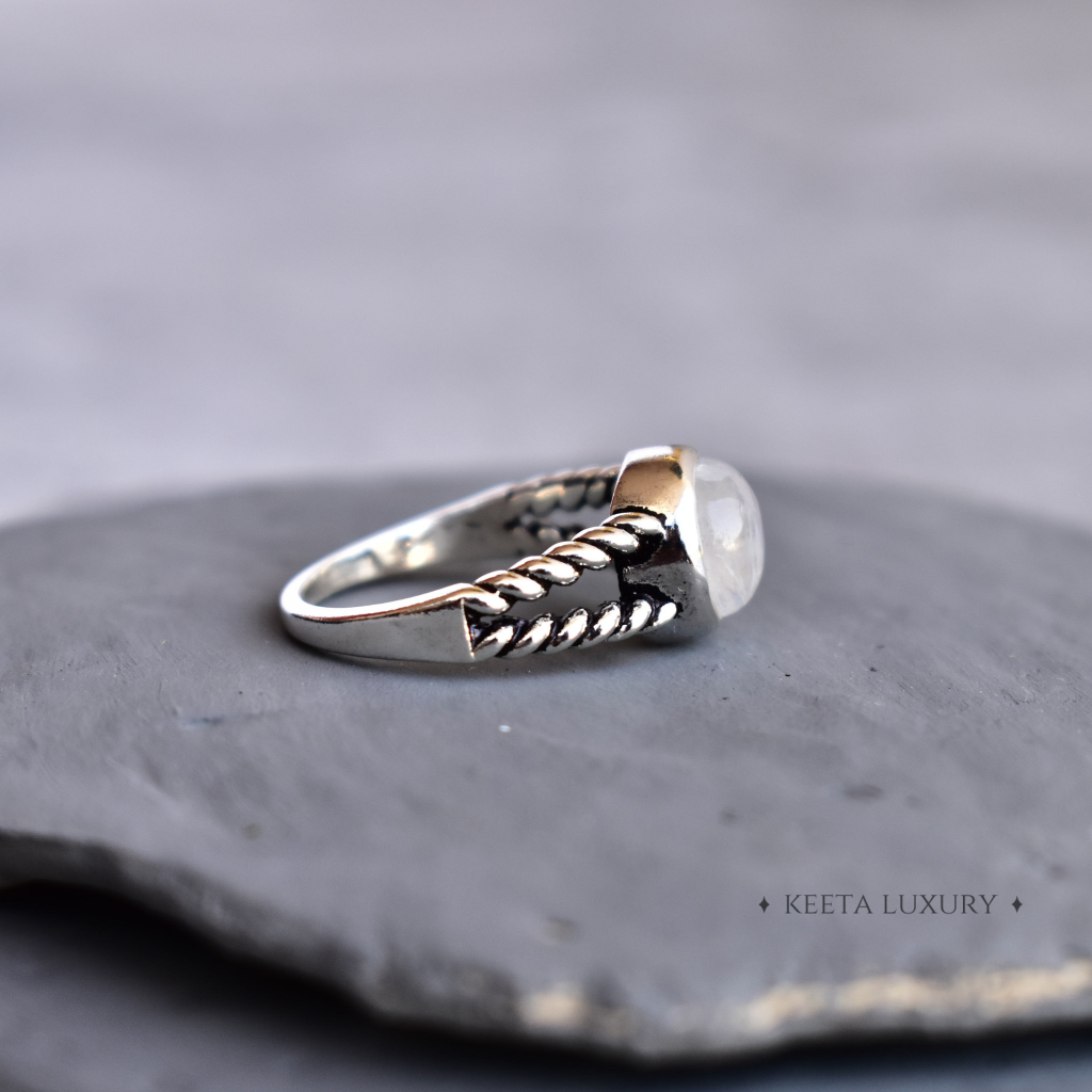 Bohemian Dance - Moonstone Ring -