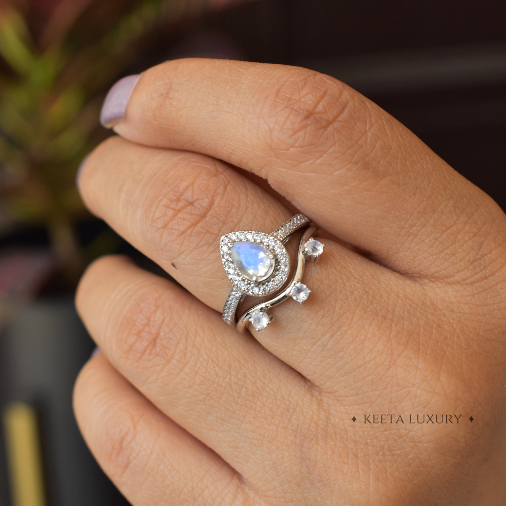 Celestial Dream - Moonstone Ring -