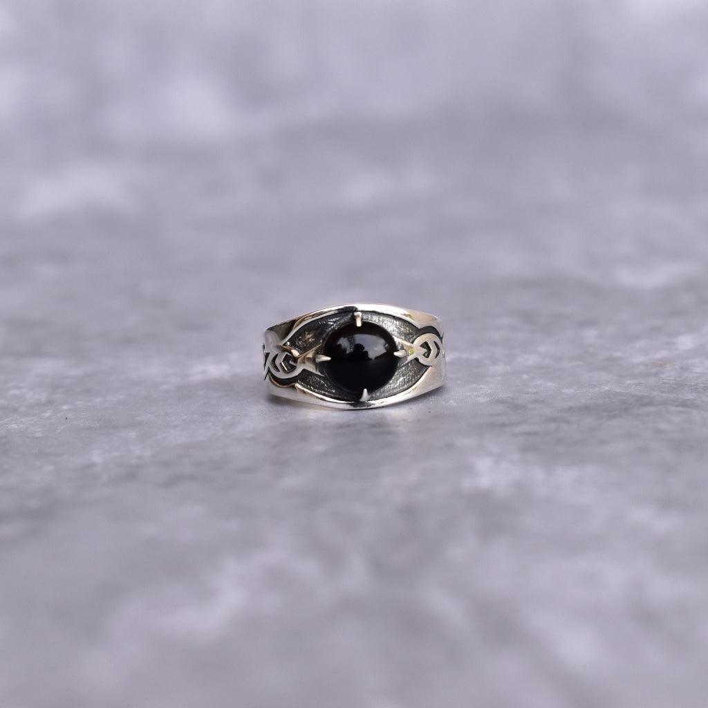 Celtic Noir - Black Onyx Ring -