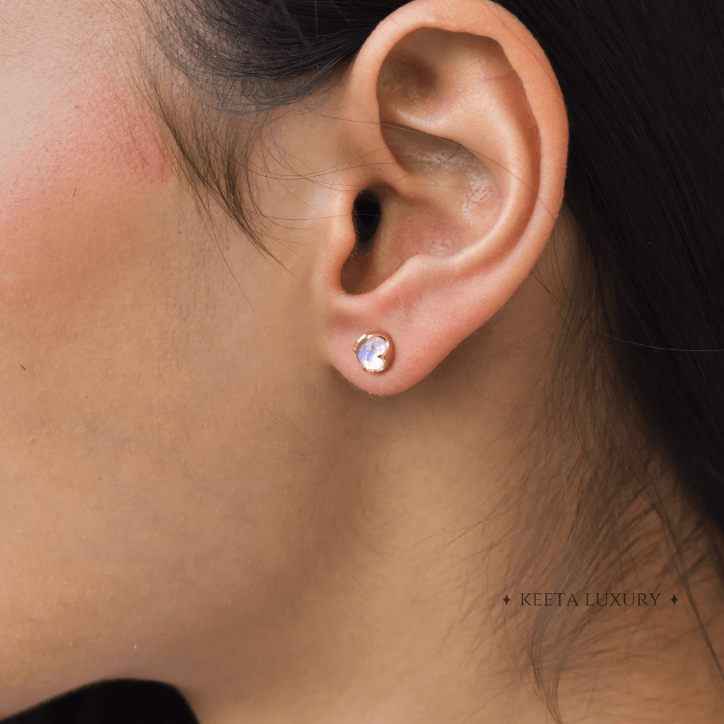 Claw - Moonstone Earring -