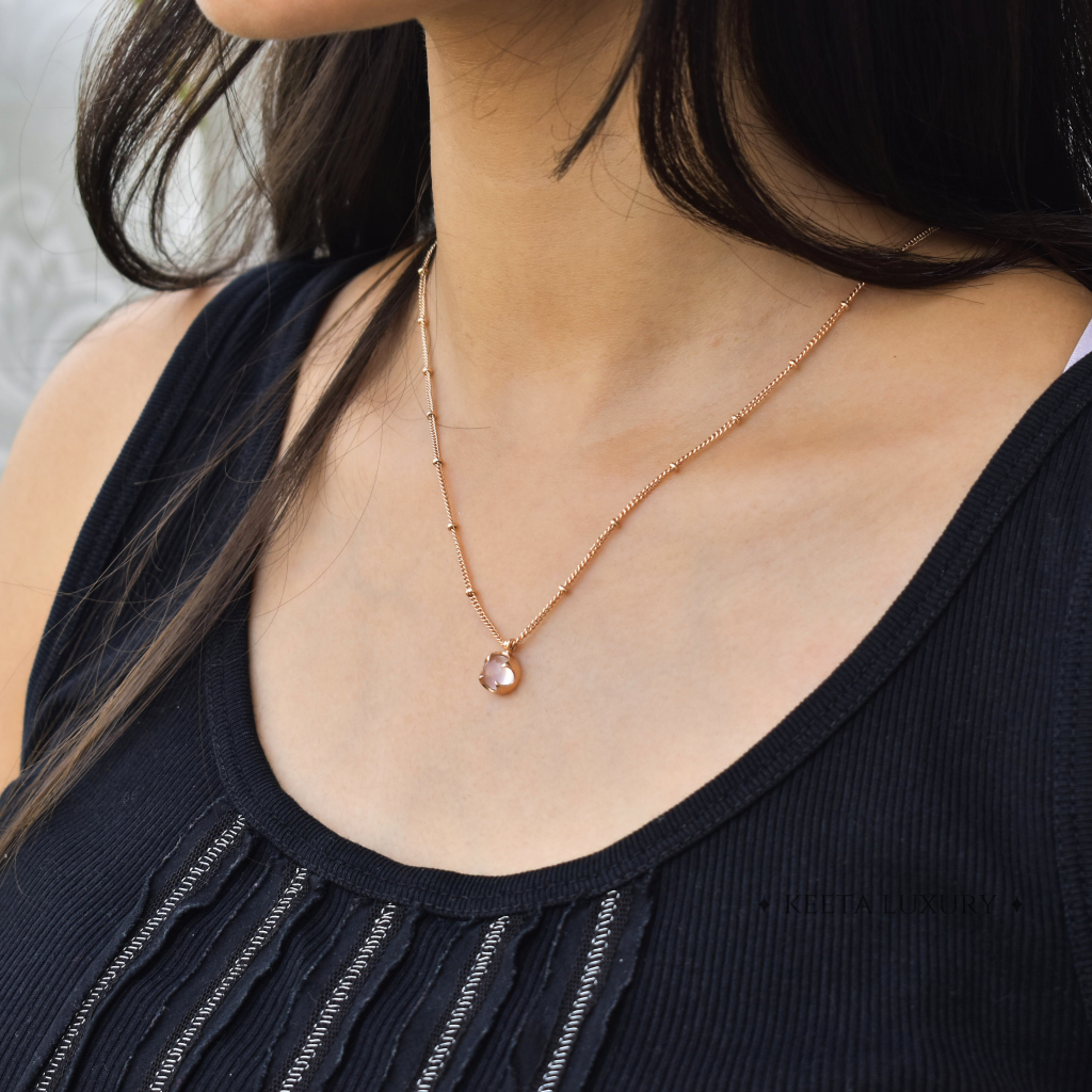 Claw - Rose Quartz Necklace -