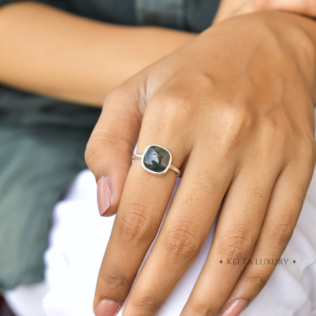 Cushion Conquer - Moss Agate Ring -