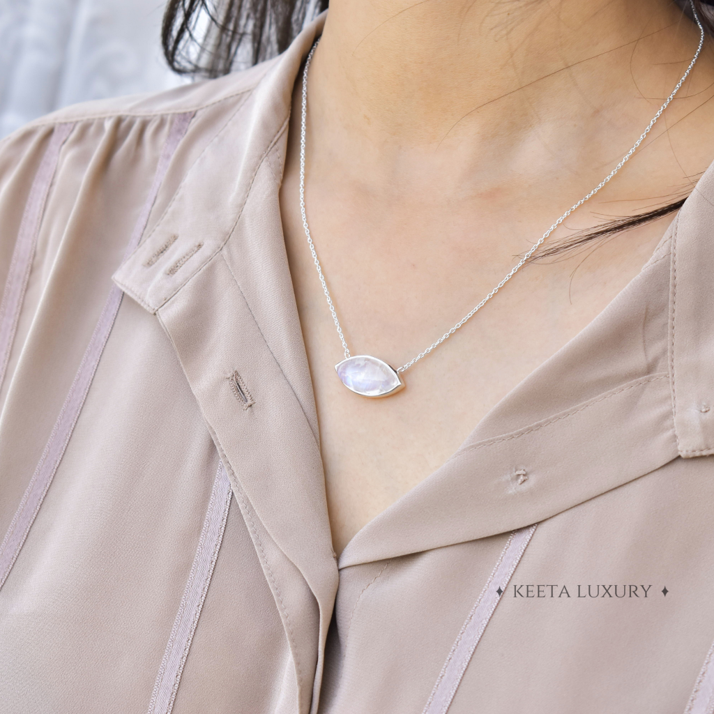 Eye Ray - Moonstone Necklace -