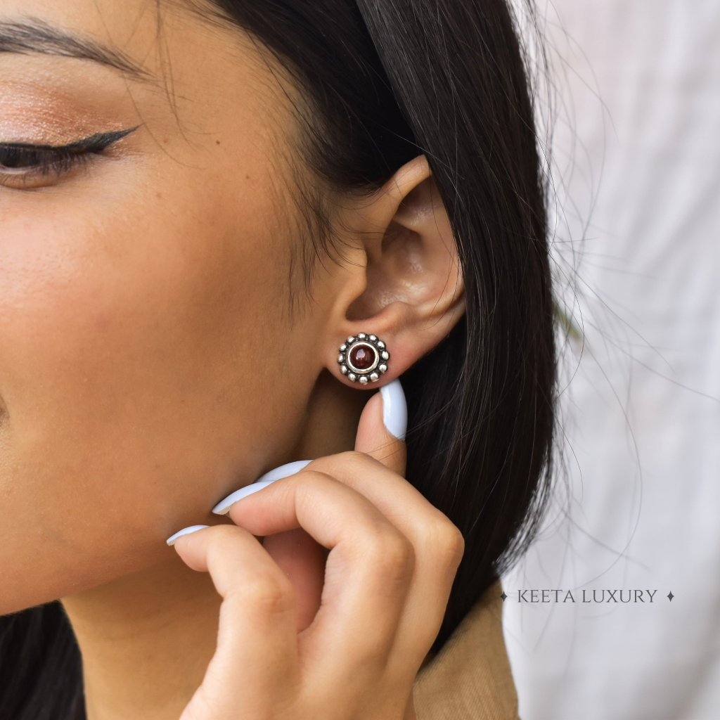 Flower Child - Garnet Stud -