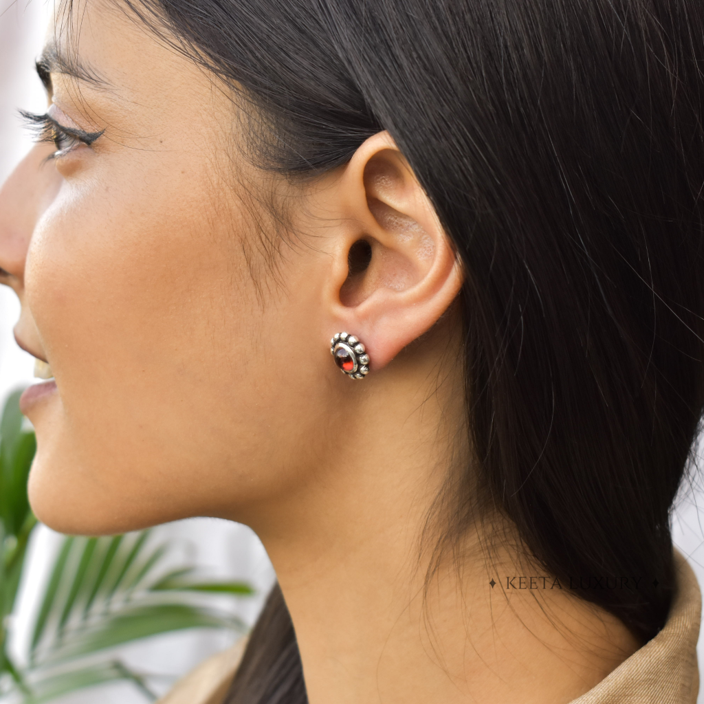 Flower Child - Garnet Stud -