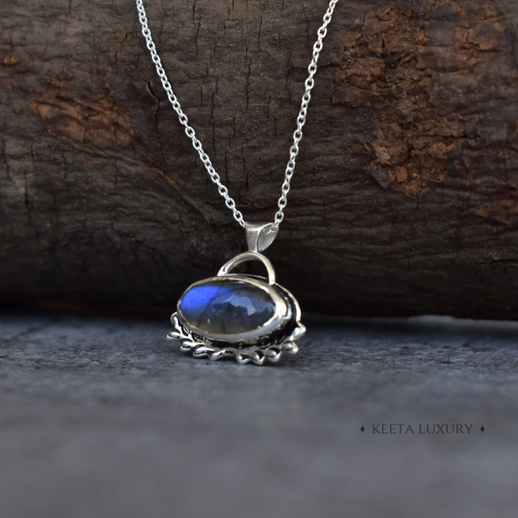 Leaf Spring - Labradorite Necklace -