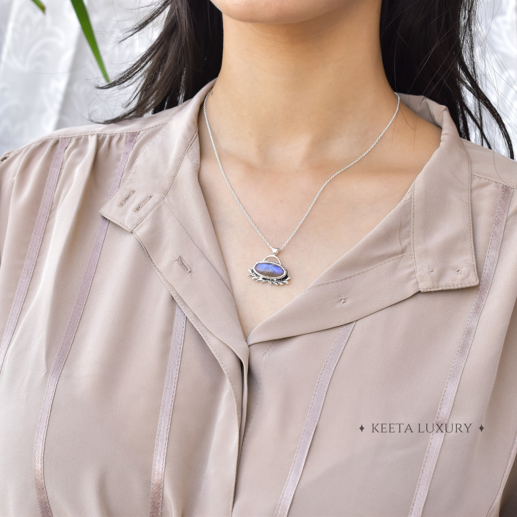 Leaf Spring - Labradorite Necklace -