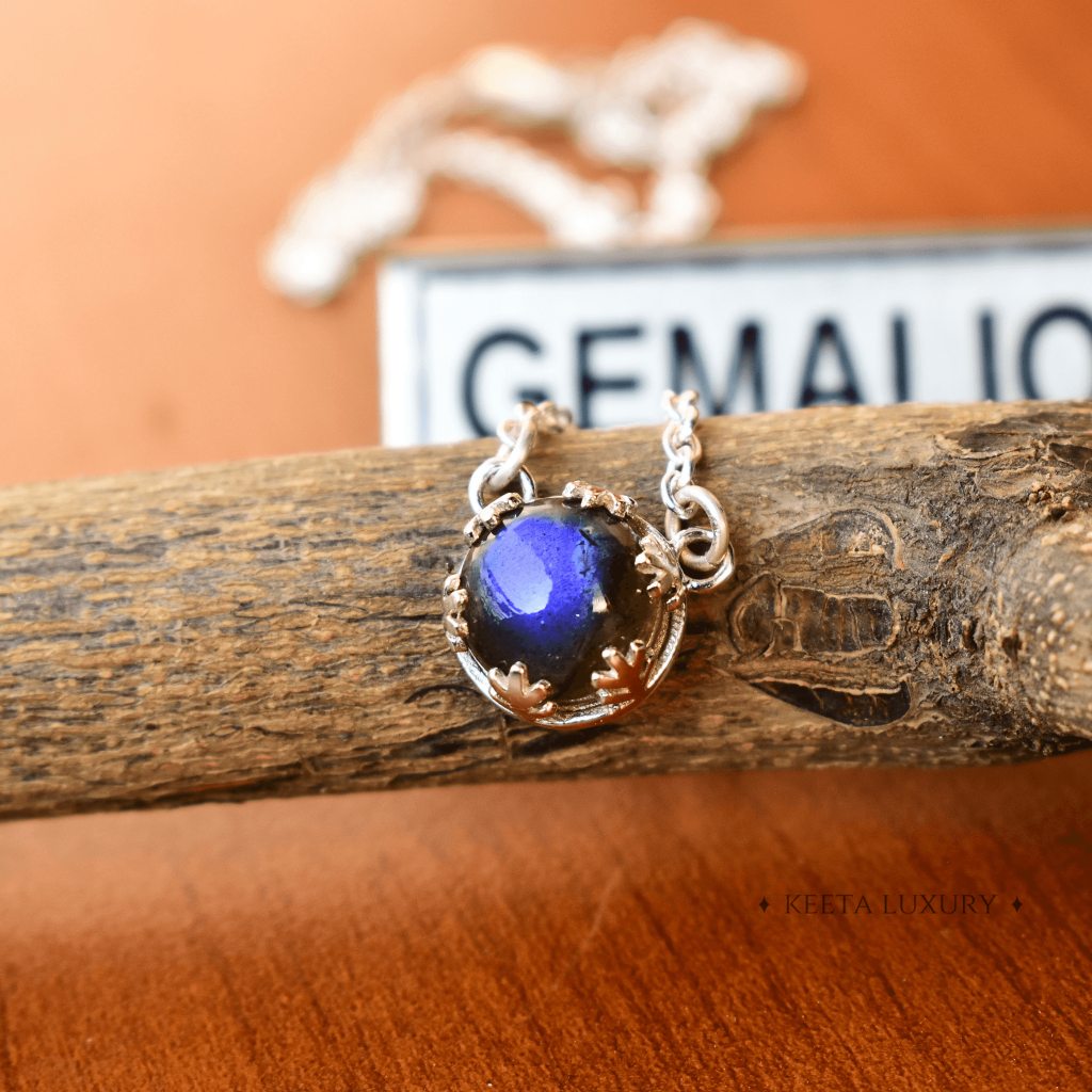 Leaf Sunshine - Labradorite Necklace -