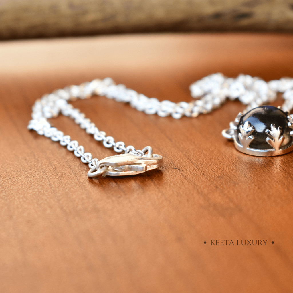 Leaf Sunshine - Labradorite Necklace -