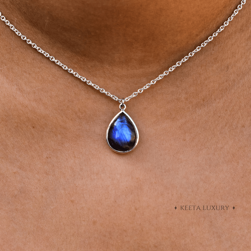 Magic Drop - Labradorite Necklace -