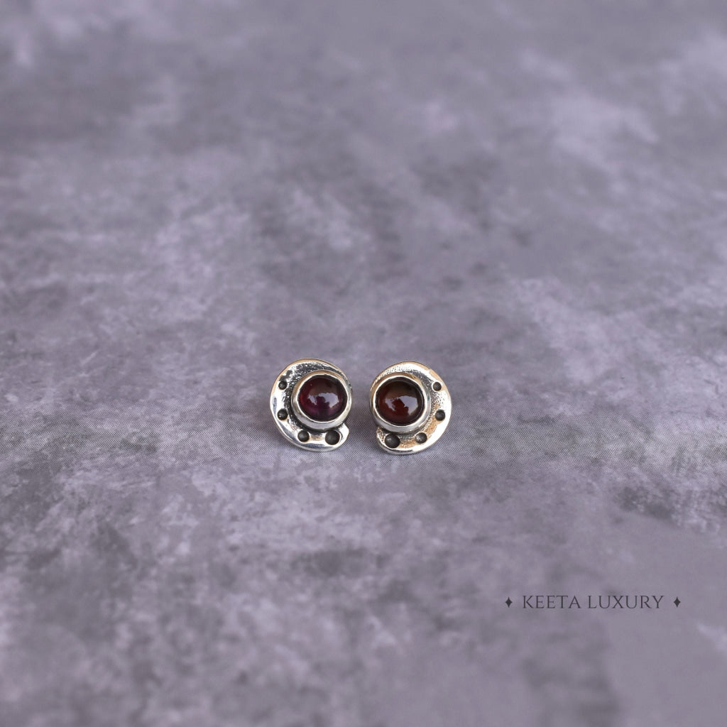 Marine Muse - Garnet Stud -