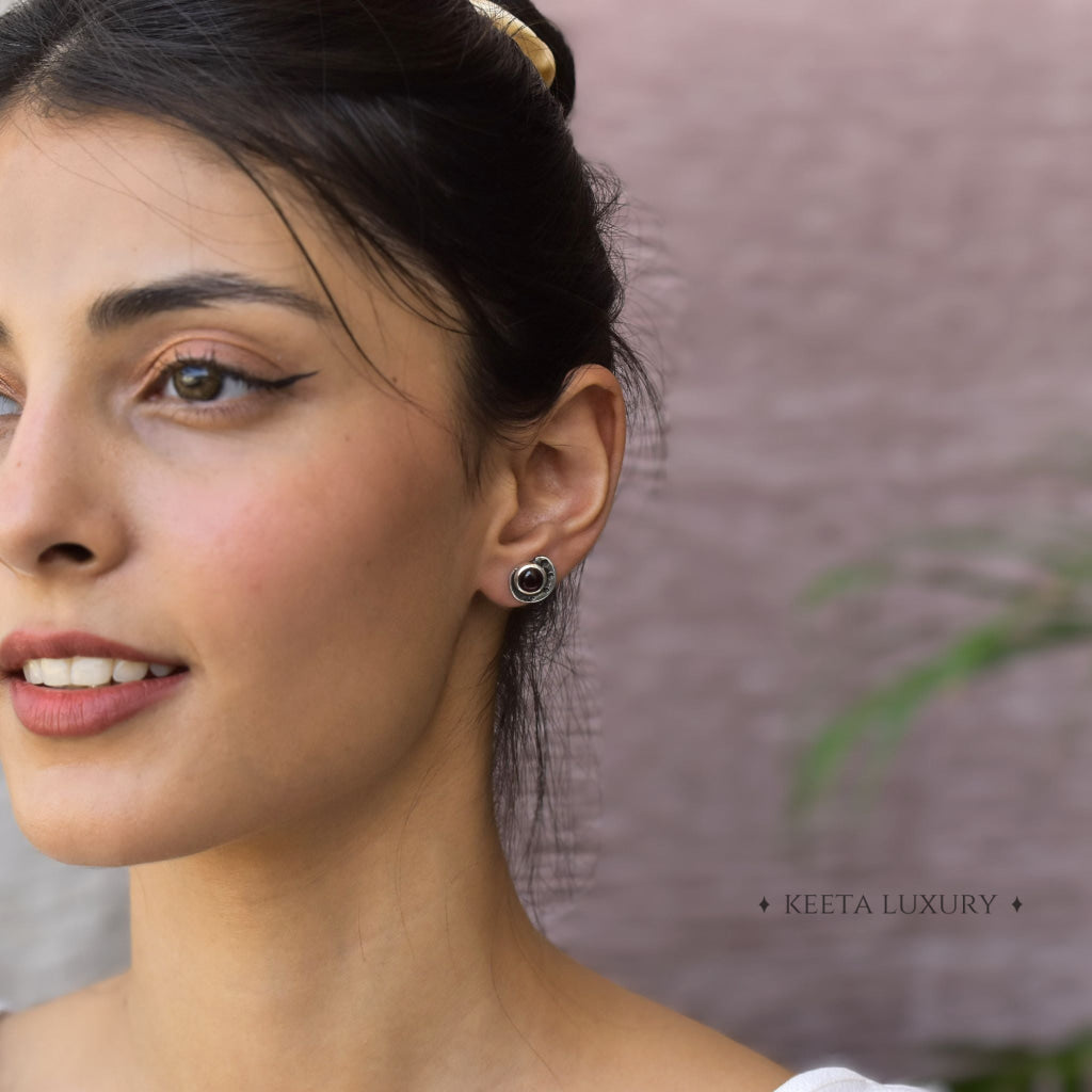 Marine Muse - Garnet Stud -