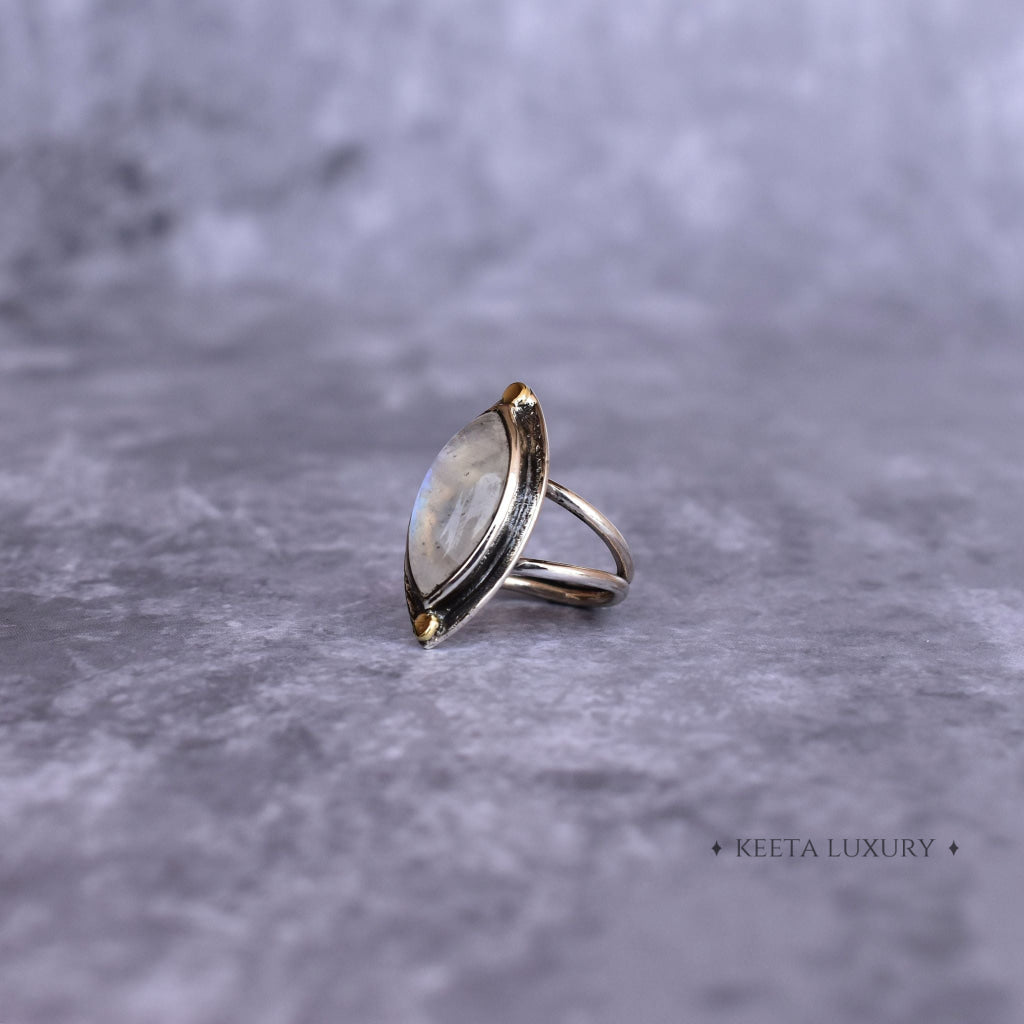 Marquise Beauty - Moonstone Ring -