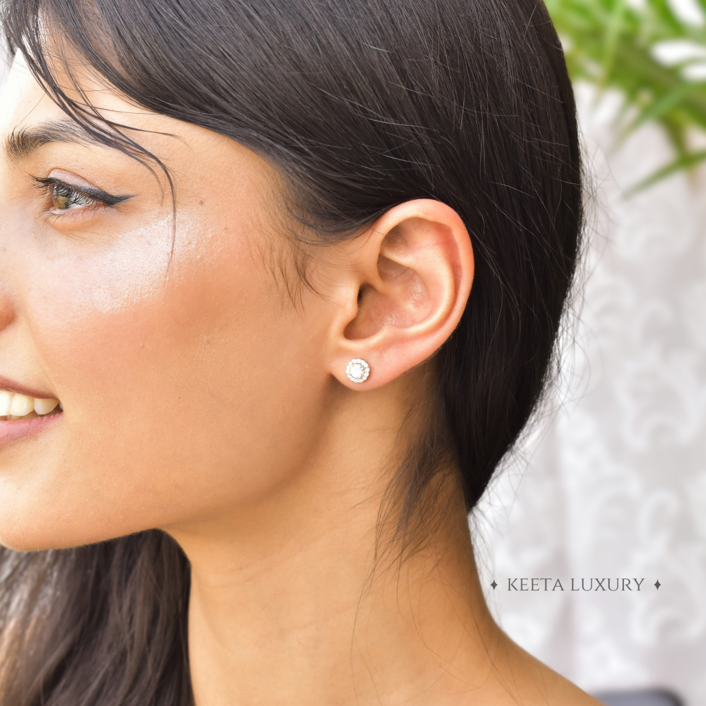 Minimal - Moonstone Studs -