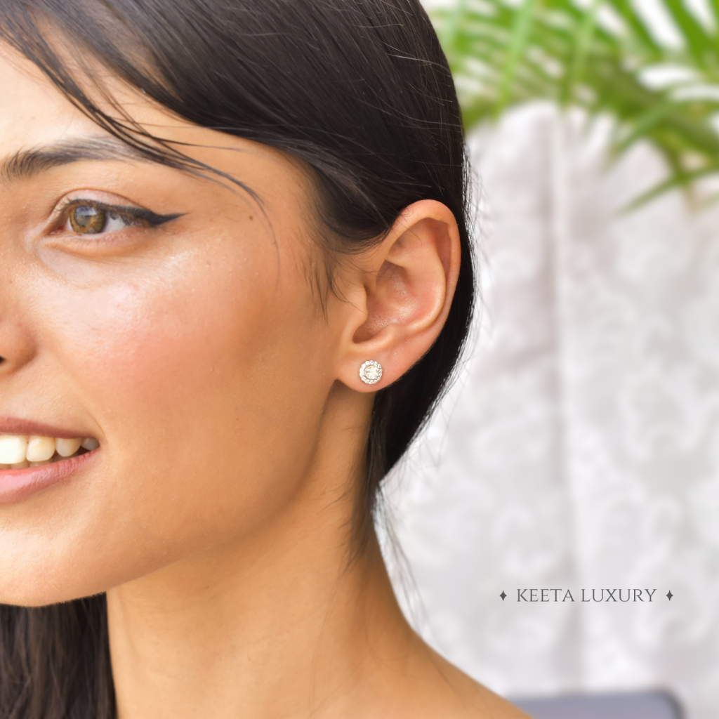 Minimal - Moonstone Studs -