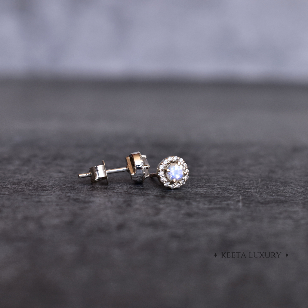 Minimal - Moonstone Studs -