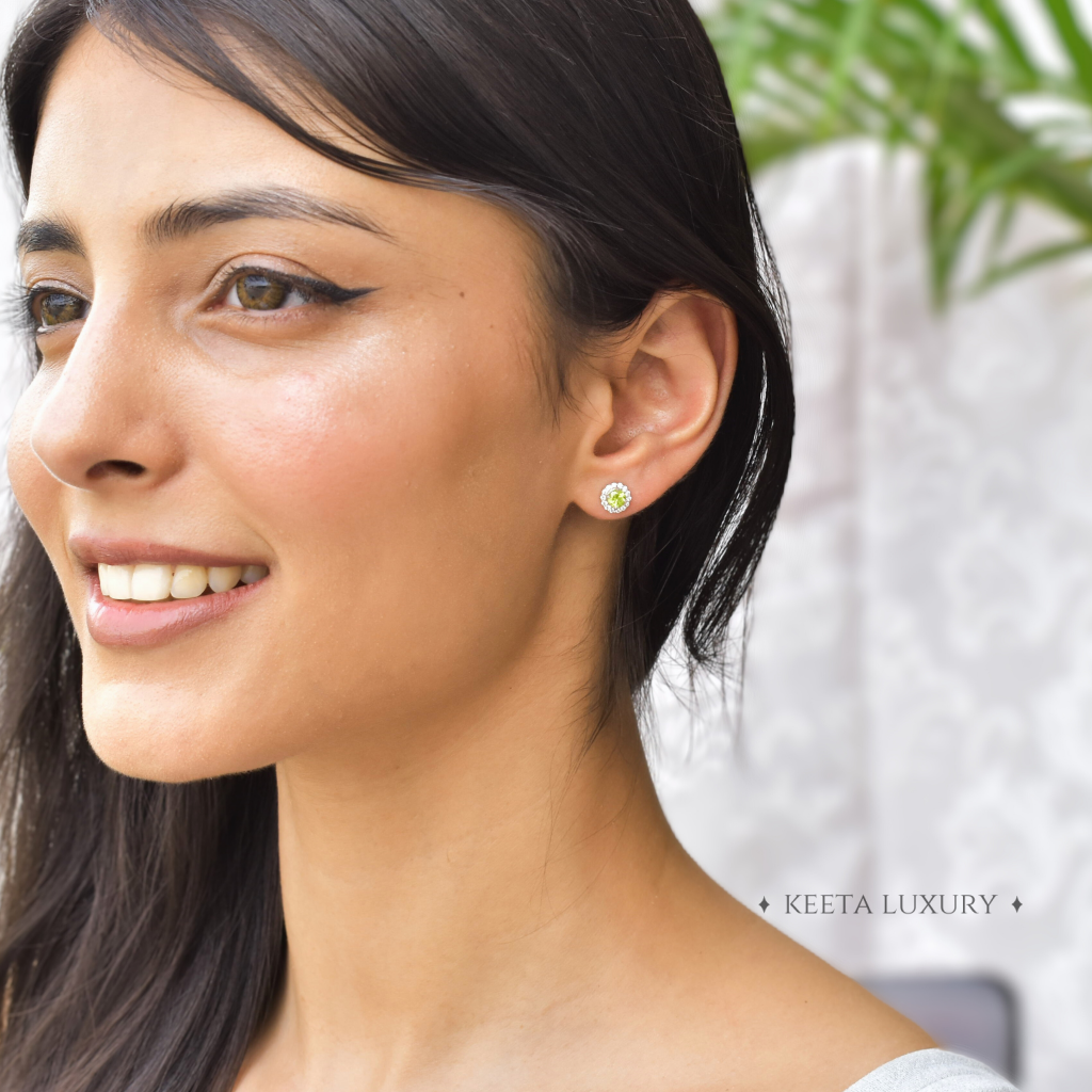 Minimal - Peridot Studs -