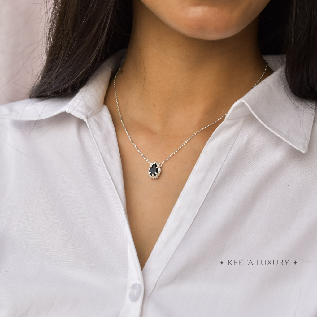 Nature Skin - Black Onyx Necklace -