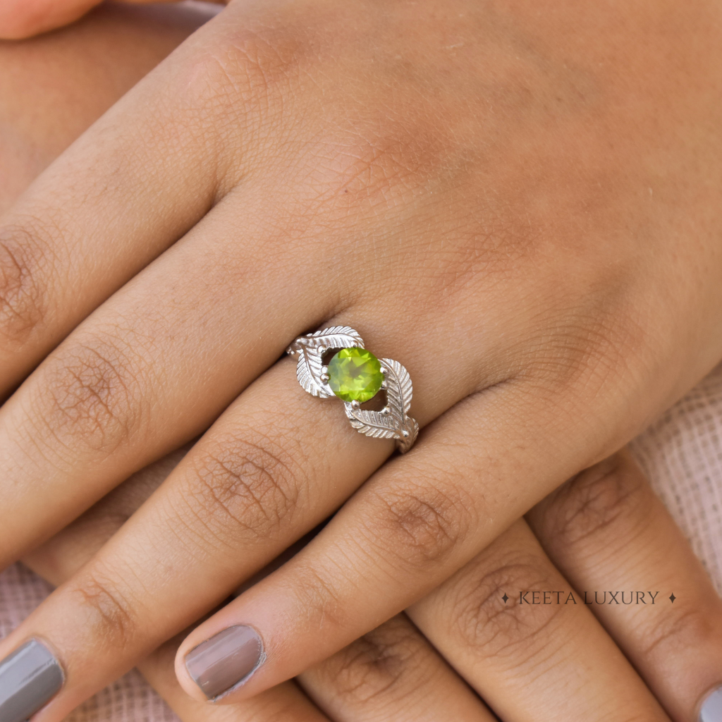 Pegasus - Peridot Ring -