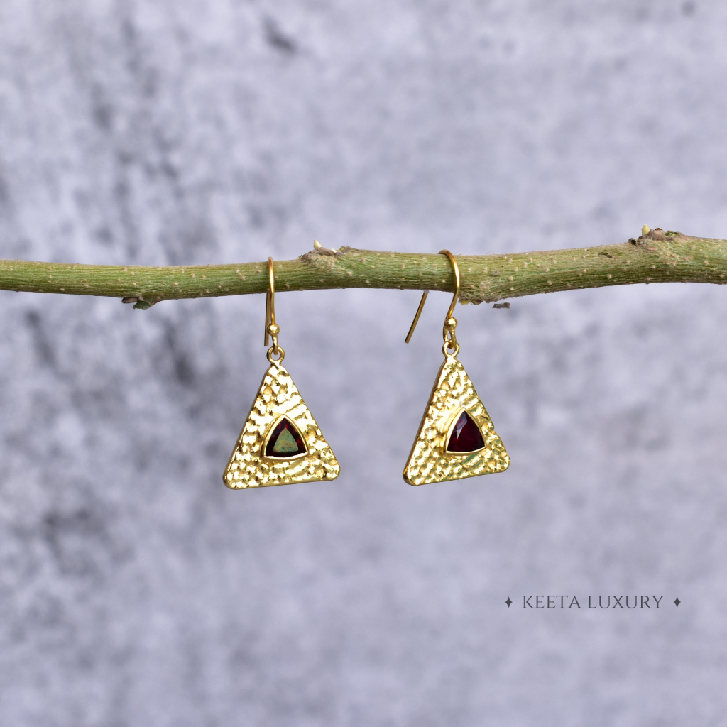 Pyramid - Garnet Earrings -