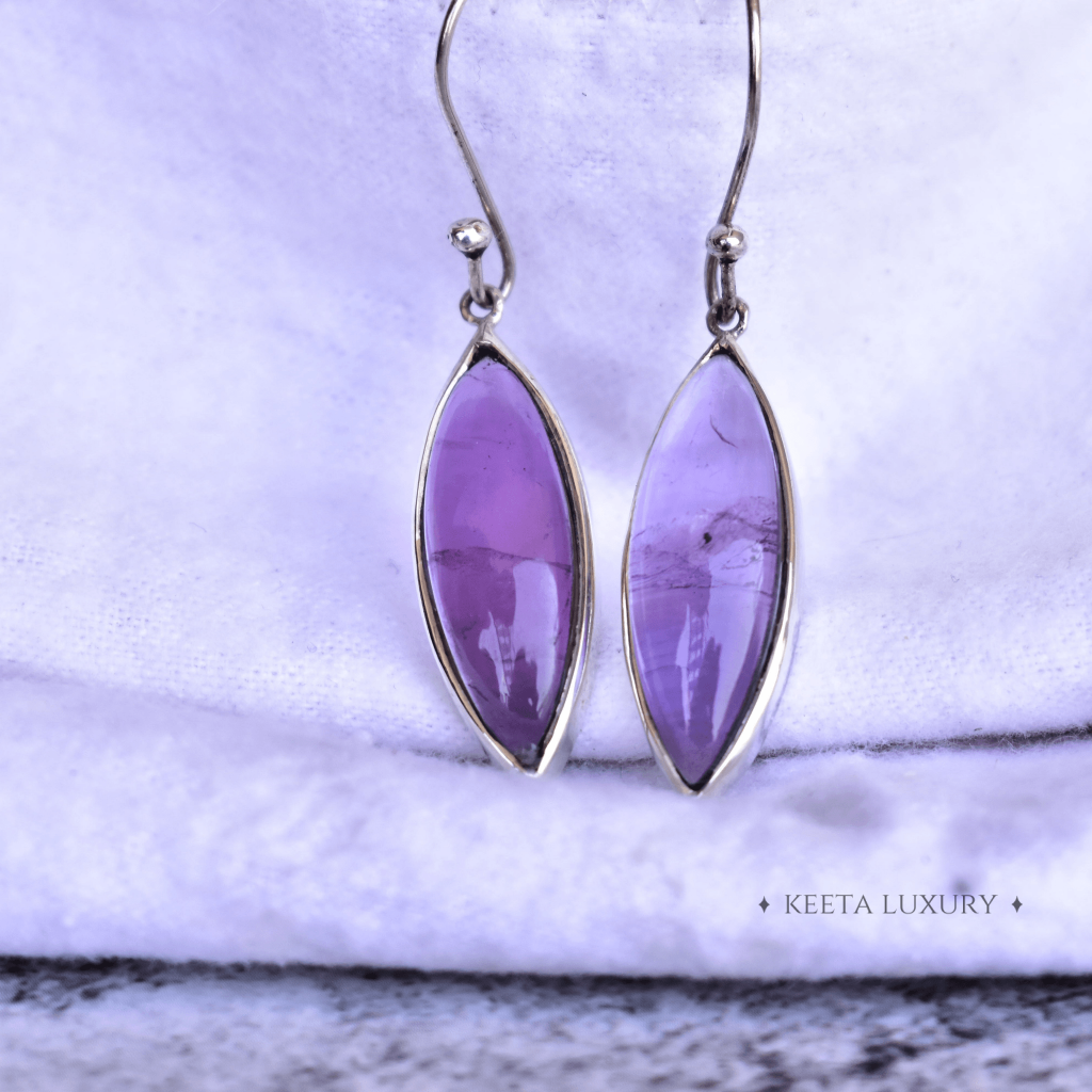 Queen - Amethyst Dangles -