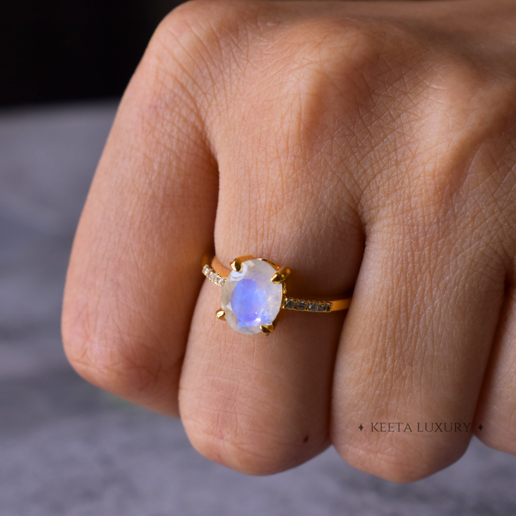 Radiant Moonlight - Moonstone Ring -
