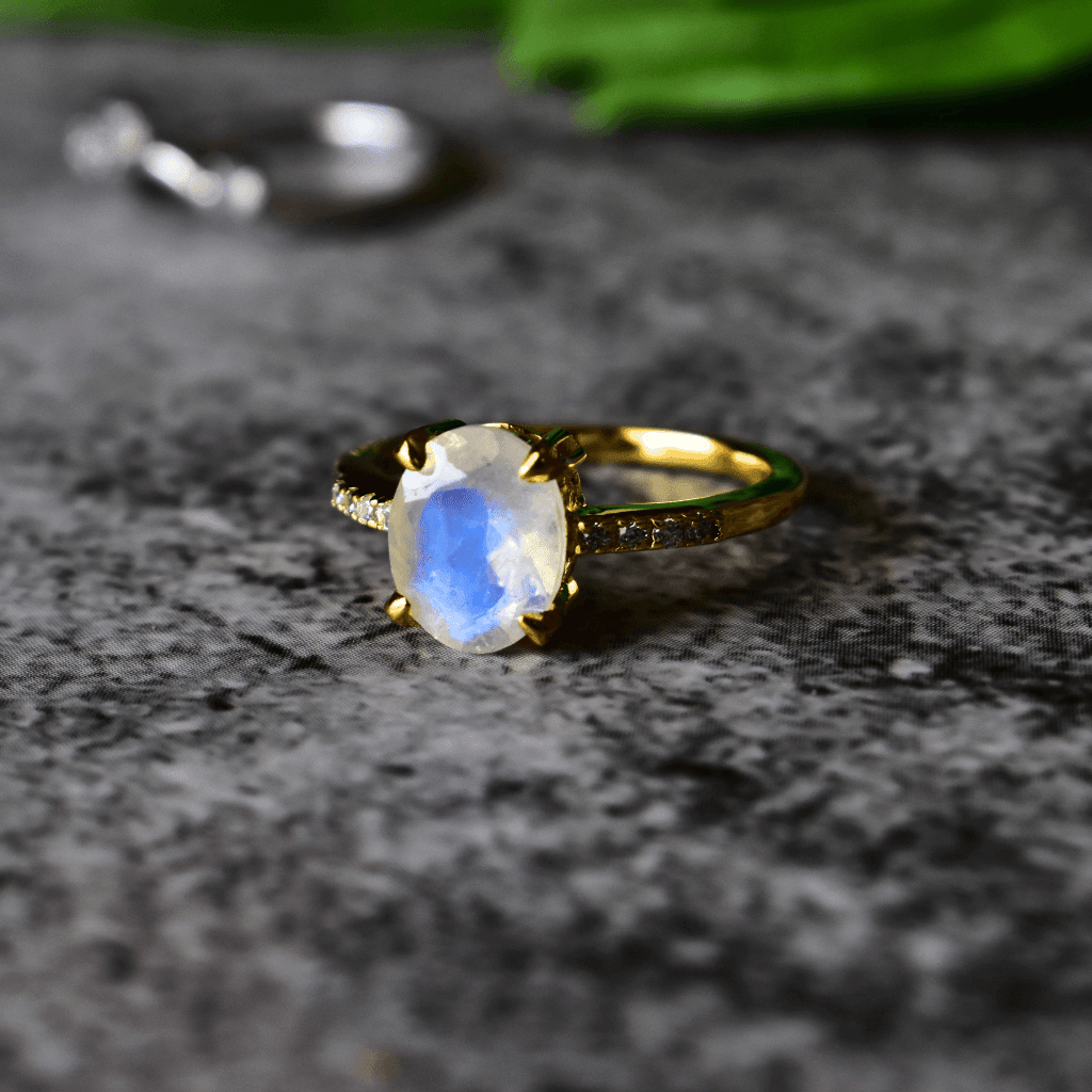 Radiant Moonlight - Moonstone Ring -