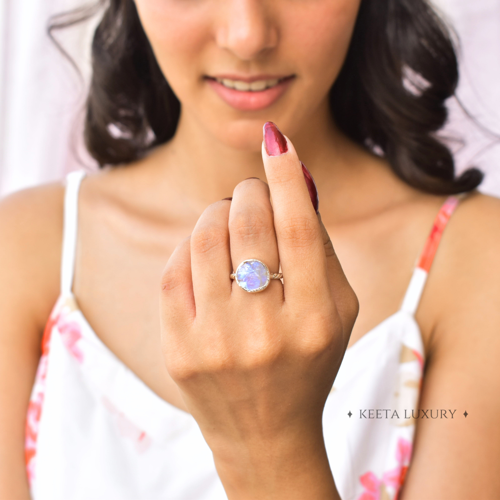 Raw Beauty - Moonstone Ring -