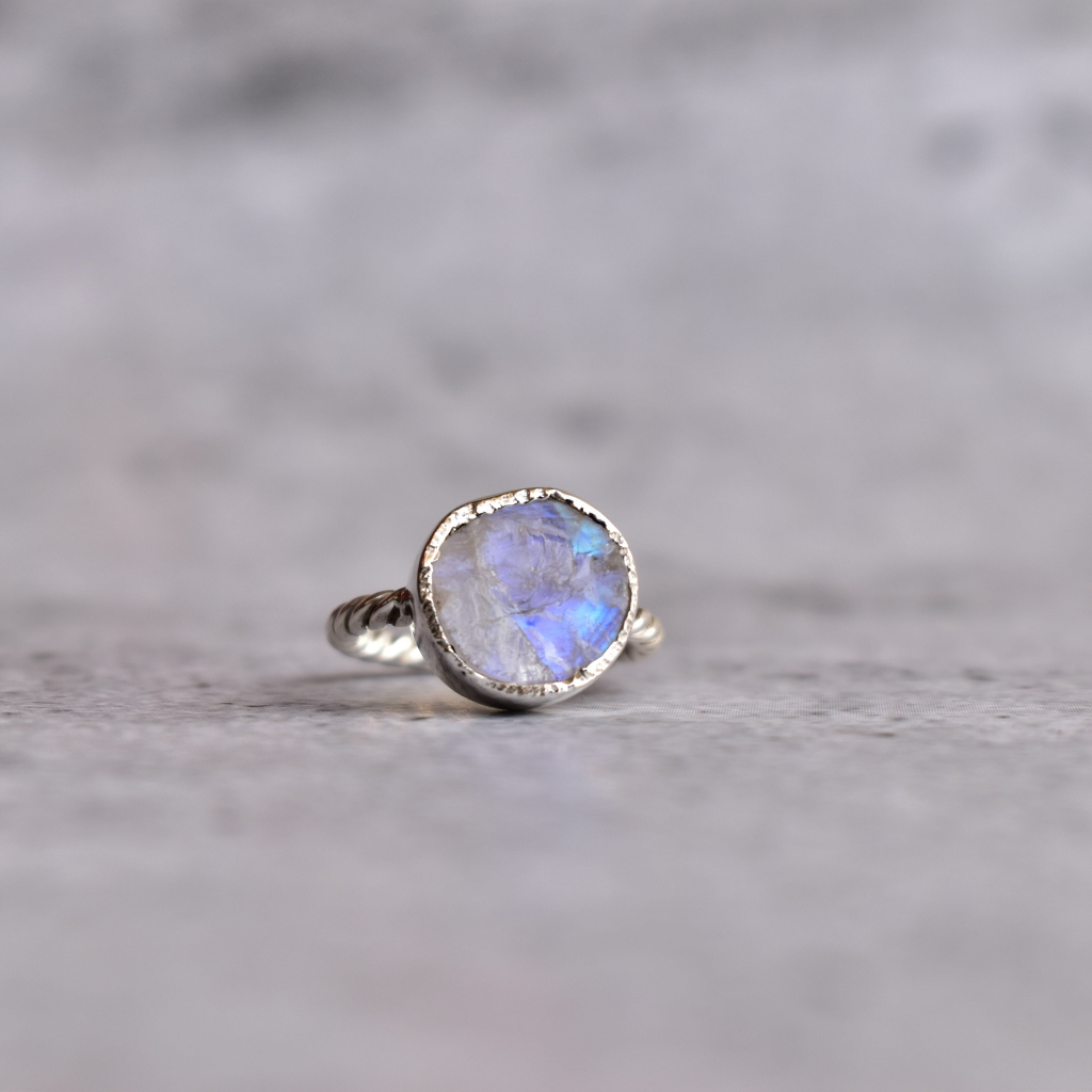 Raw Beauty - Moonstone Ring -