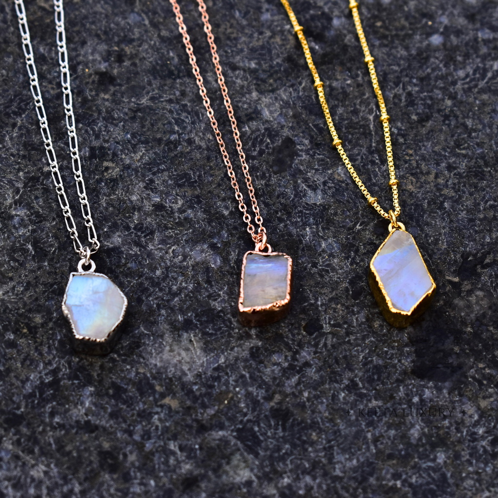 Raw Charm - Moonstone Necklace -