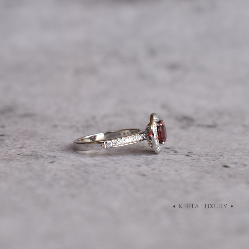 Red Secret - Garnet Ring -