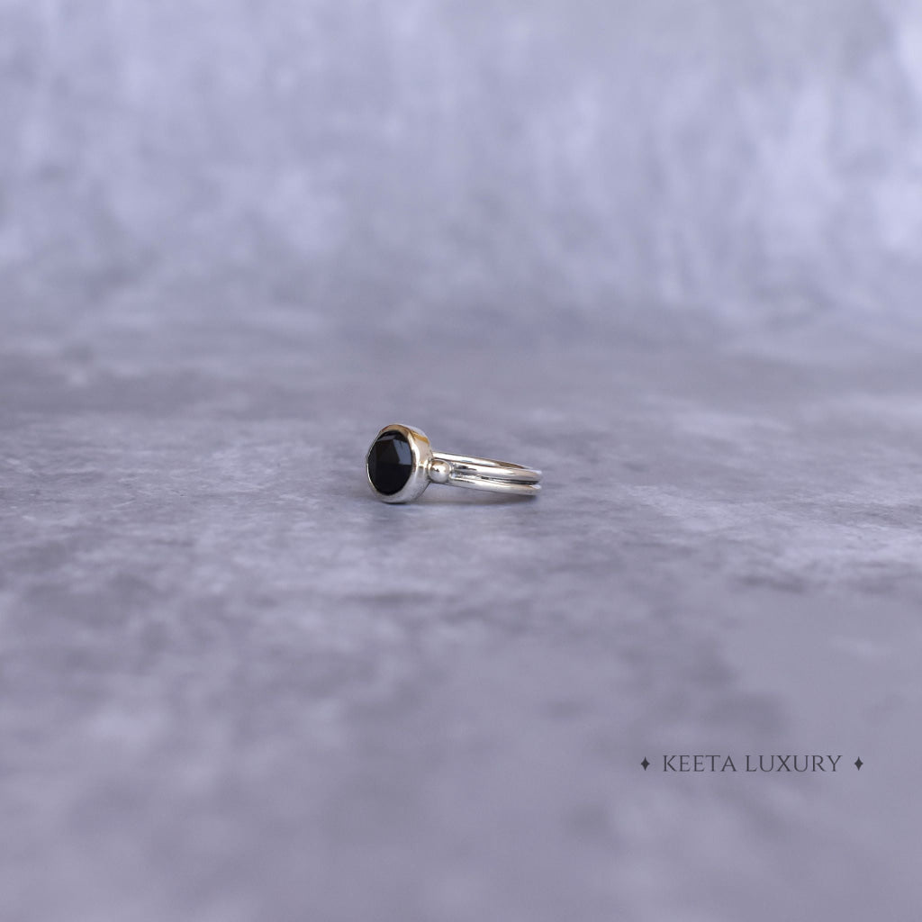 Round Bliss - Black Onyx Ring -