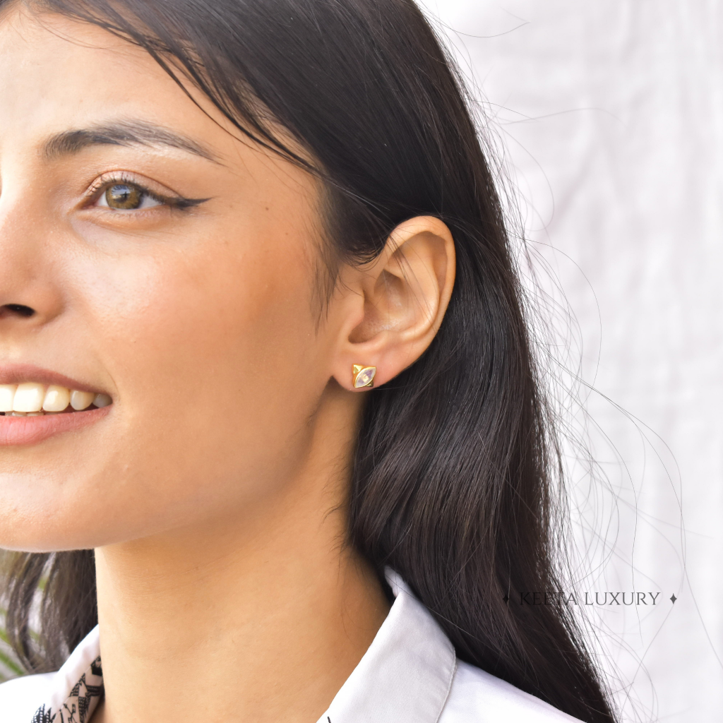 Shield Guardian - Moonstone Studs -