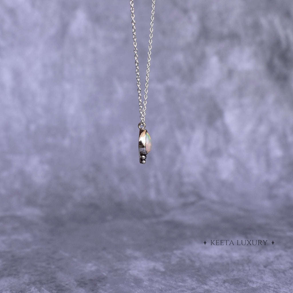 Simplicity Spell - Opal Necklace -
