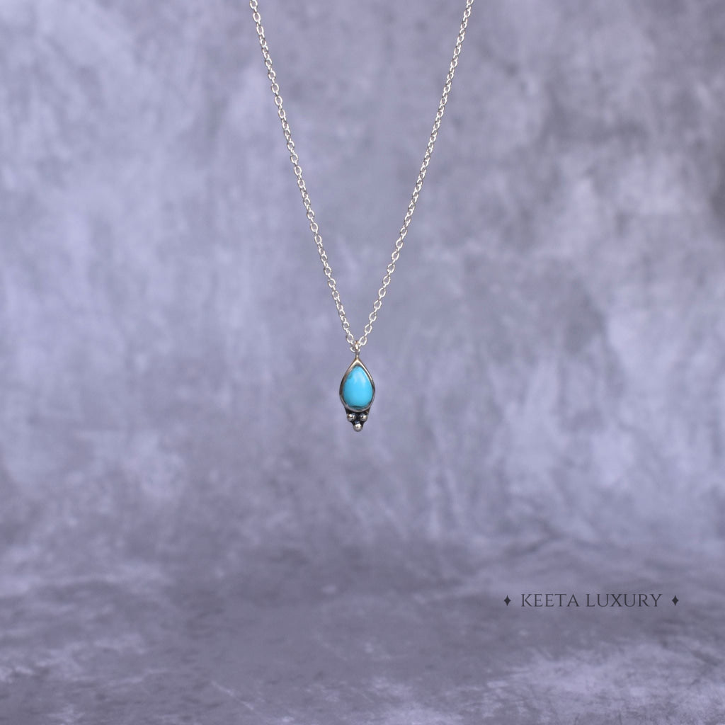 Simplicity Spell - Turquoise Necklace -