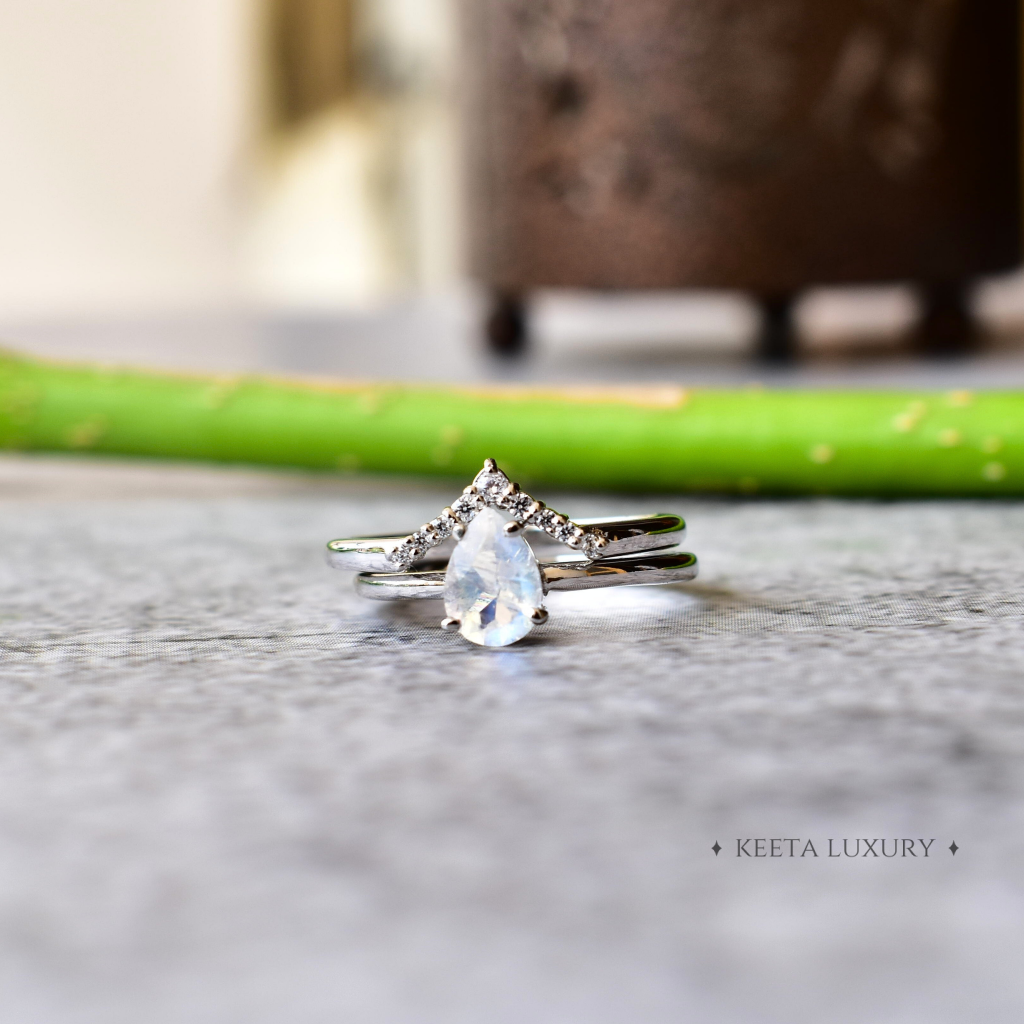 Stone Creek - Moonstone Ring -