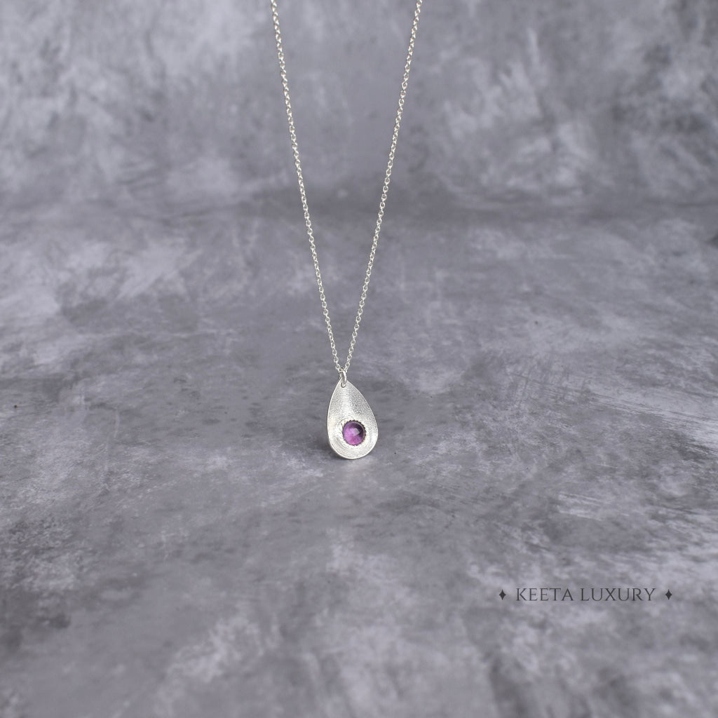 Subtle Elegance - Amethyst Necklace -