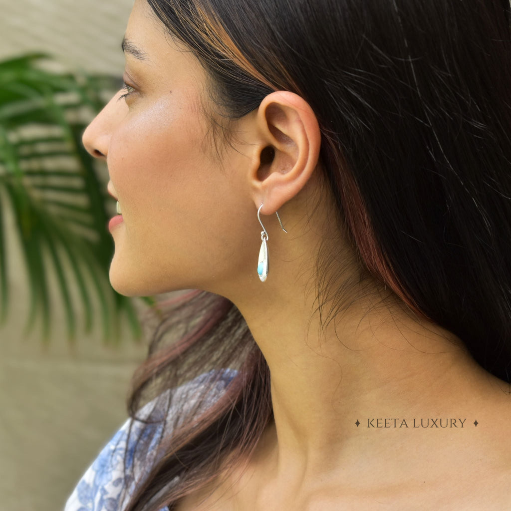 Subtle Elegance - Turquoise Earrings -