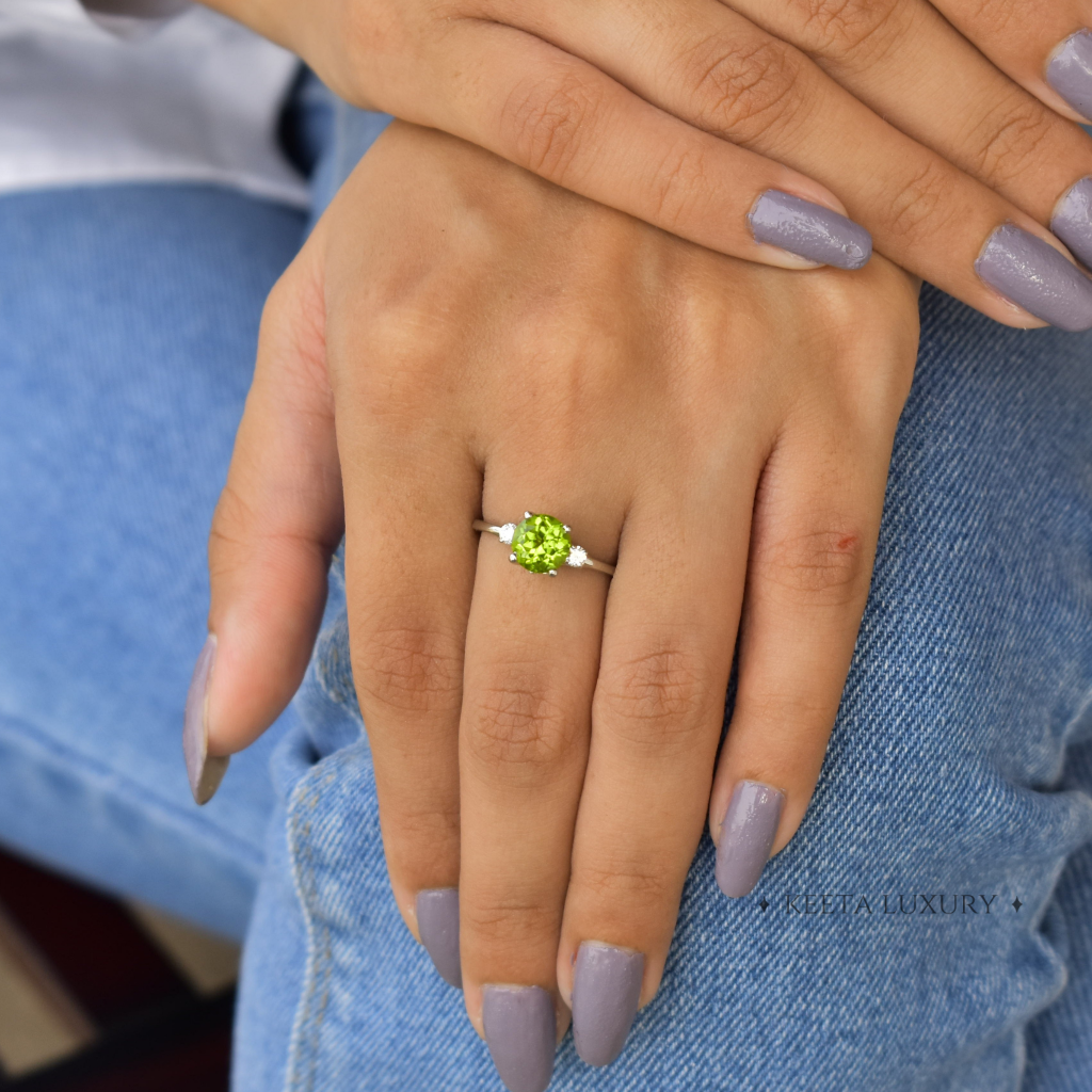 Summer Breeze - Peridot Ring -