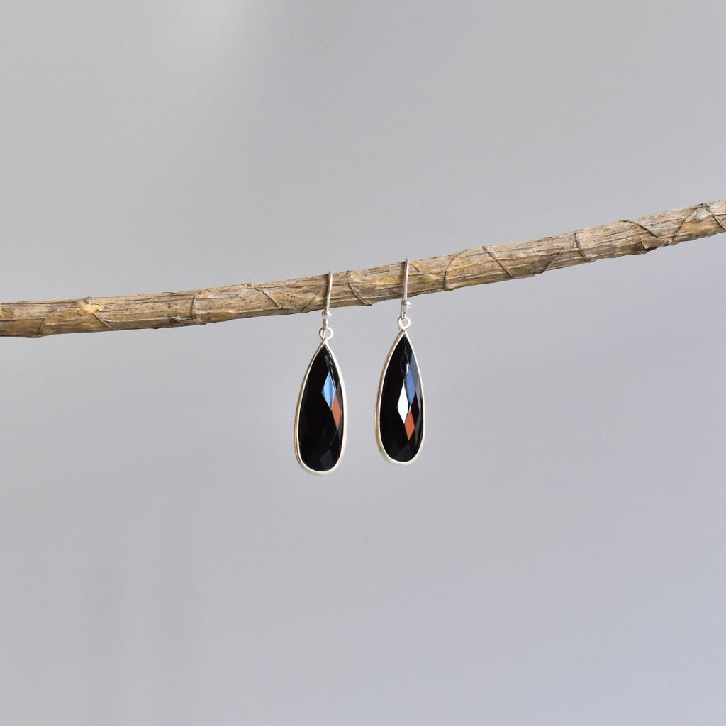 Sway Drops - Onyx Earrings Earrings