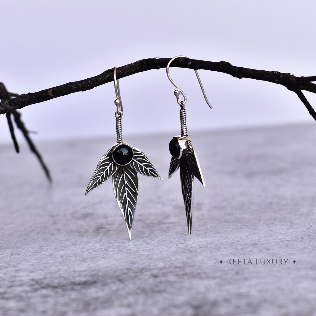 Trio Leafy - Onyx Earrings -