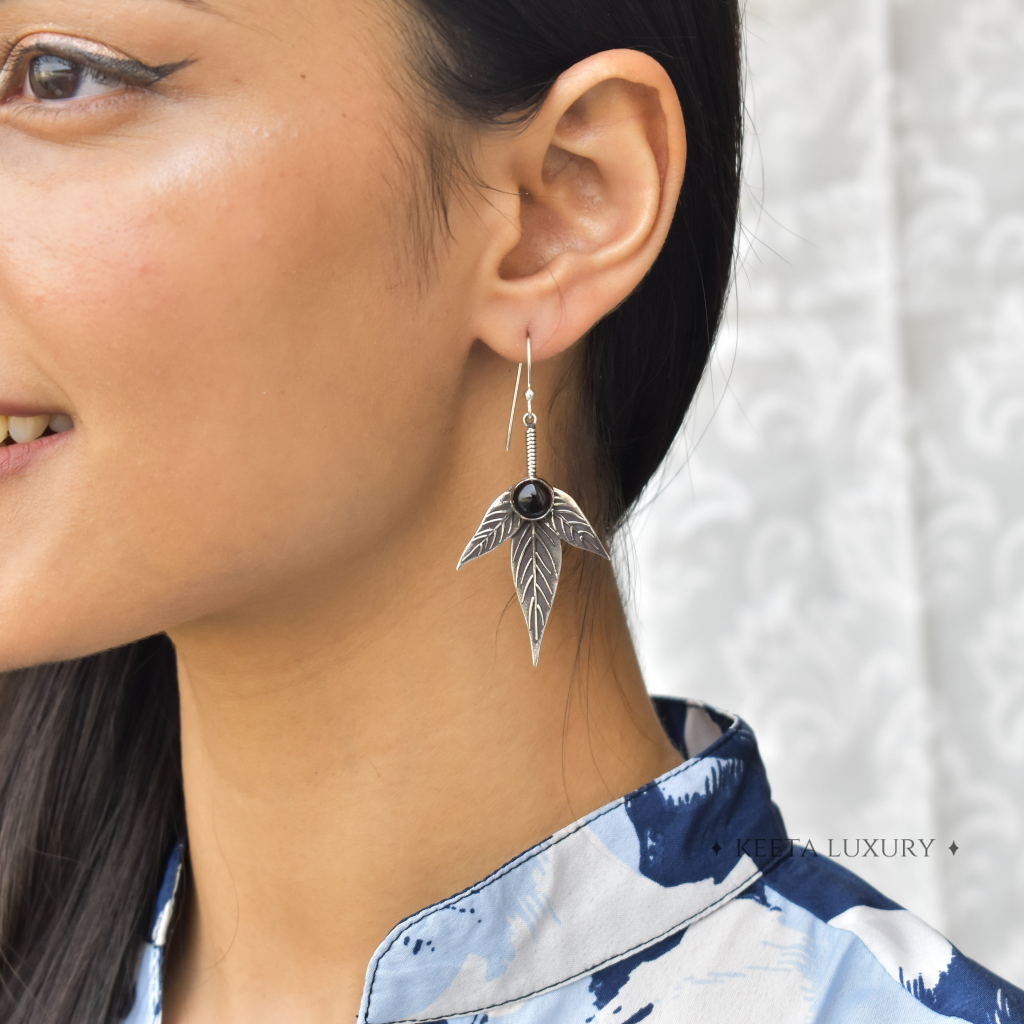 Trio Leafy - Onyx Earrings -