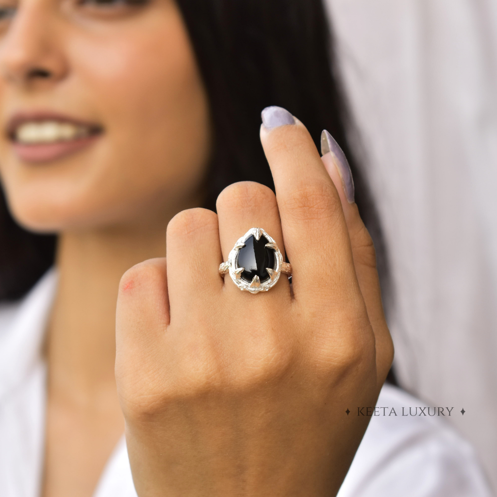 Twiggy Elegance - Black Onyx Ring -