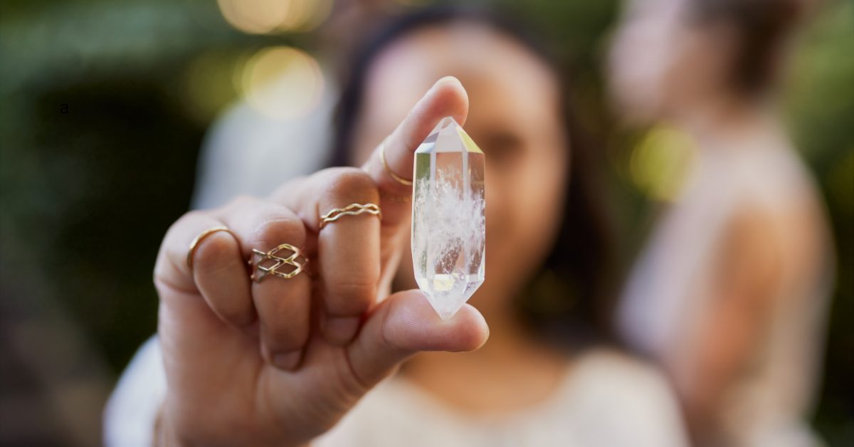 Clear Quartz bracelet benefits