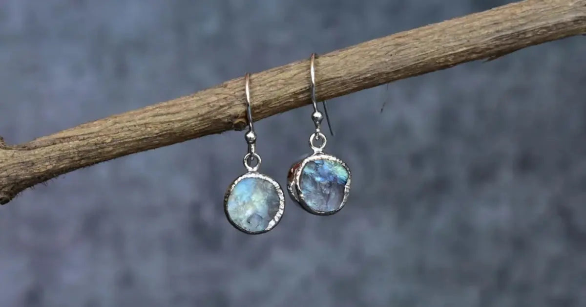 Green Aventurine Earrings for Women: A Guide to Choosing the Right Style