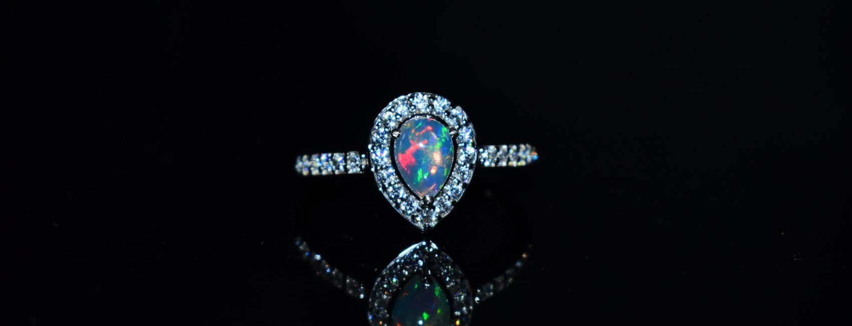 5 Astrological Benefits of Opal Gemstone