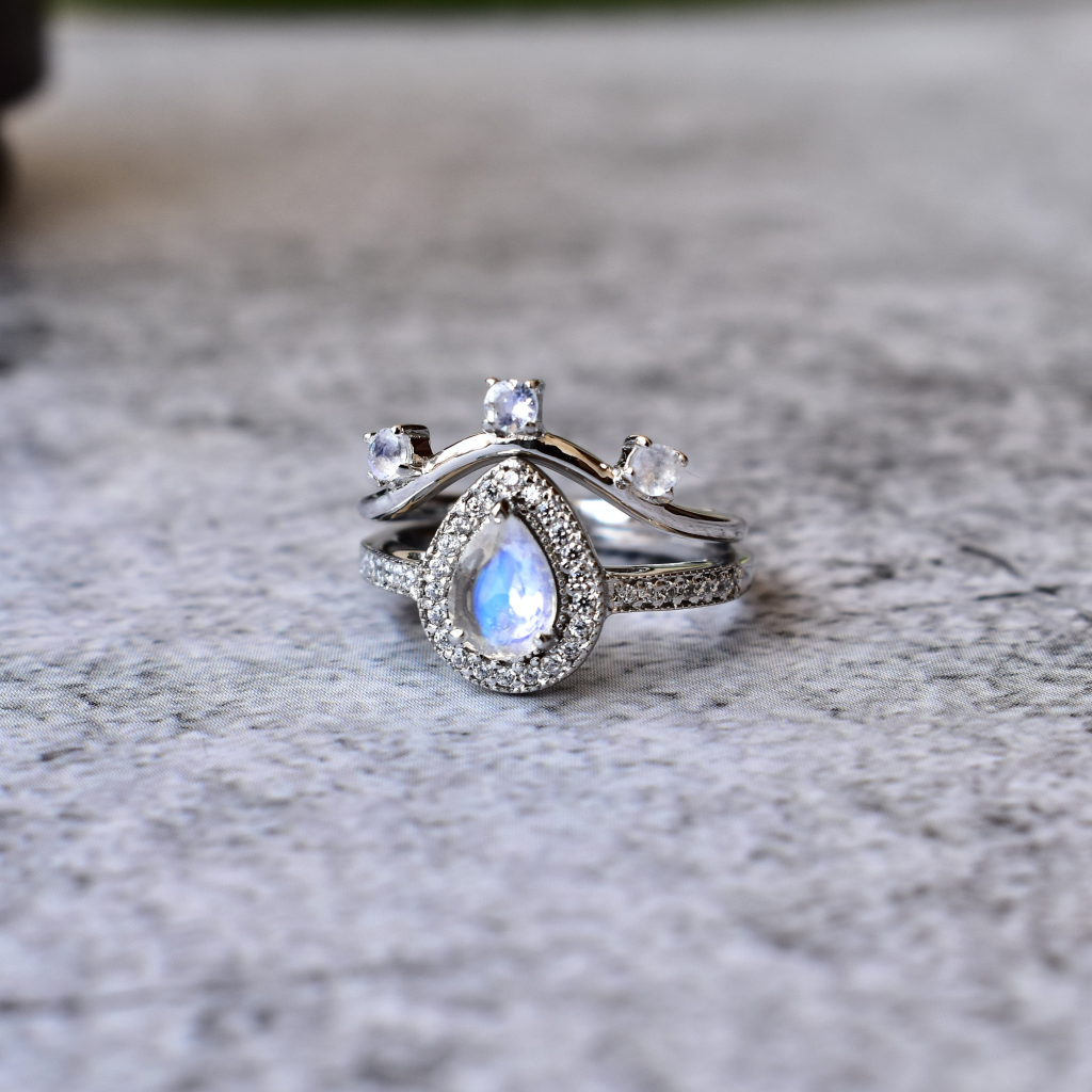 Celestial Dream - Moonstone Ring -